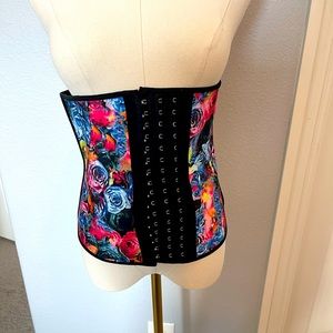 Waist Trimmer,  Latex Fabric, Tummy Shapewear, 9 Steelbones Firm Control Shaper